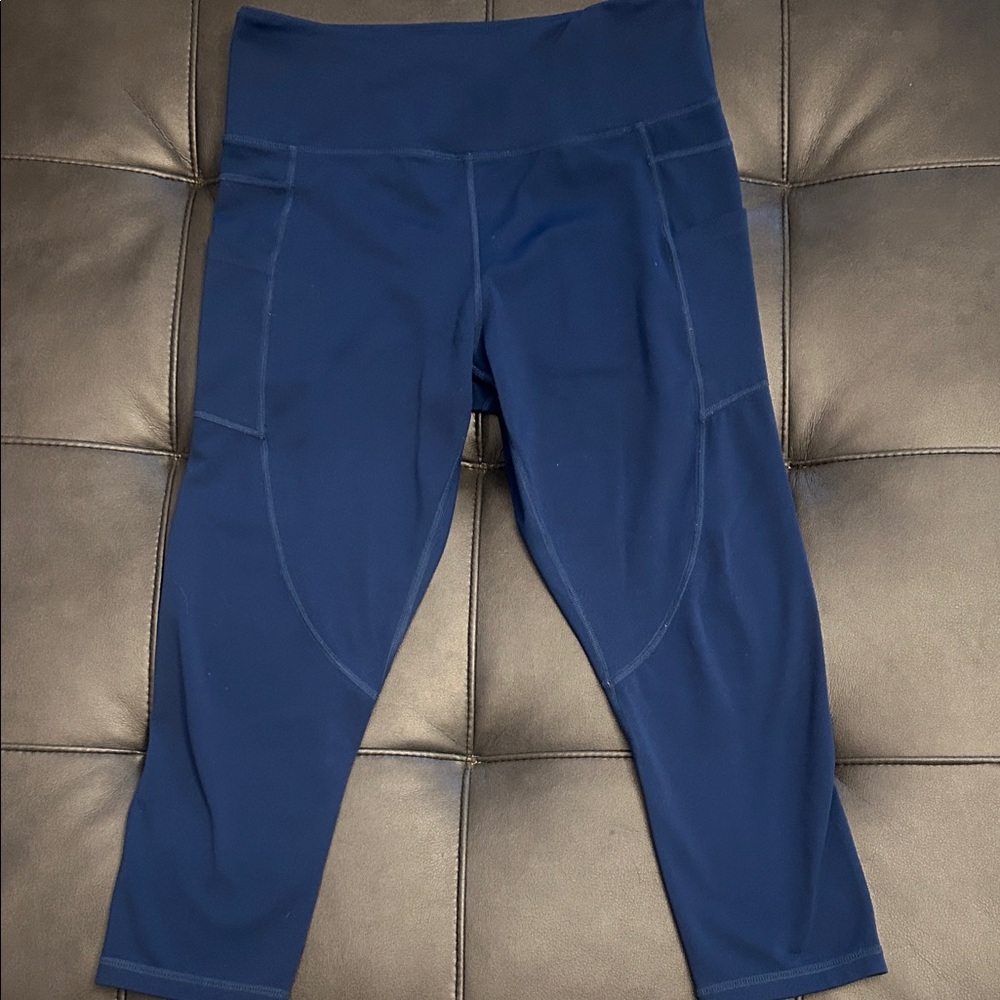Navy blue women’s Zyia  Leggings